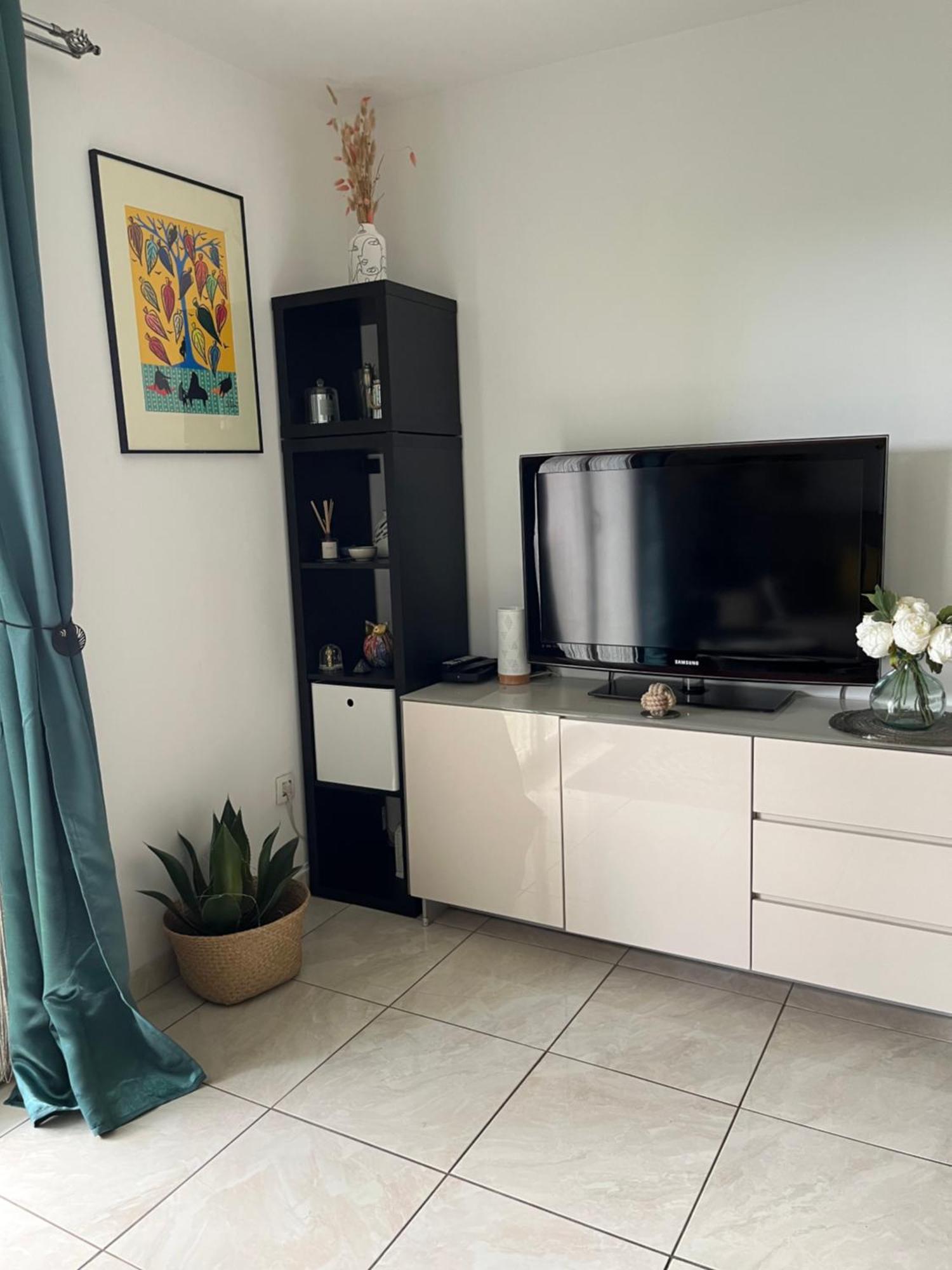 Charme Et Calme Apartment Marseille Exterior photo